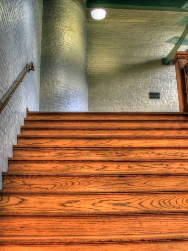 staircase-347318_1280